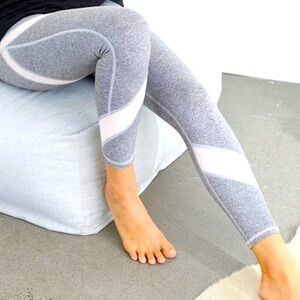 NWT Aerie Gray Mesh Leggings, Size S